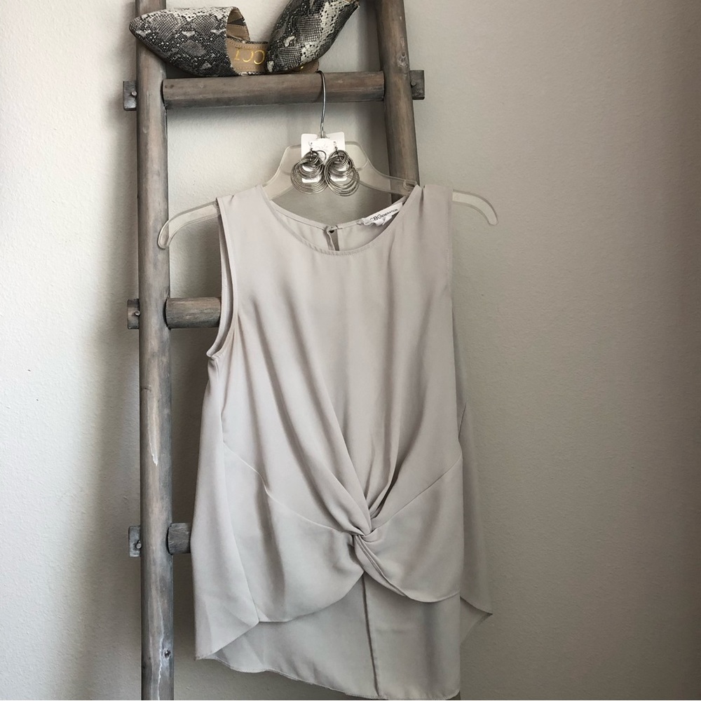 BCBGENERATION Gray Top SZ XS